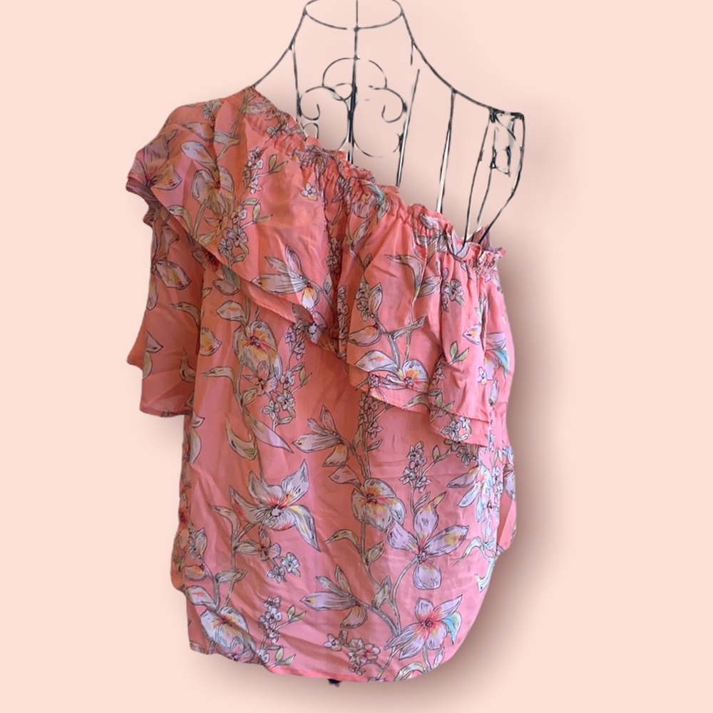 Off shoulder ruffled blouse size L